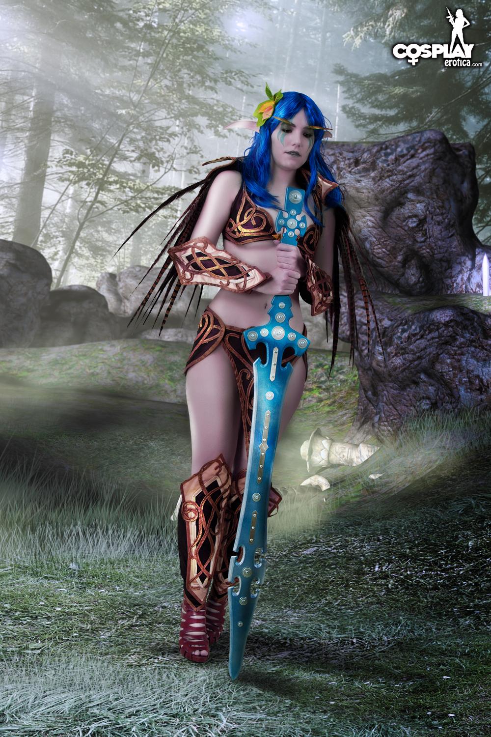 Sexy Naked Night Elf Girl - CosplayErotica - Night elf, World of Warcraft nude cosplay