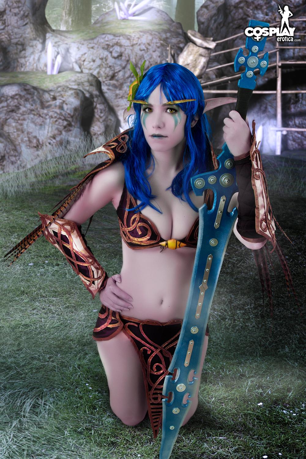 CosplayErotica - Night elf, World of Warcraft nude cosplay