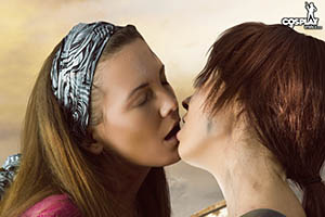 Tess vs Ellie